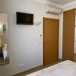 Beautiful 2 Bed Townhouse On Boavista Golf Course Lagos