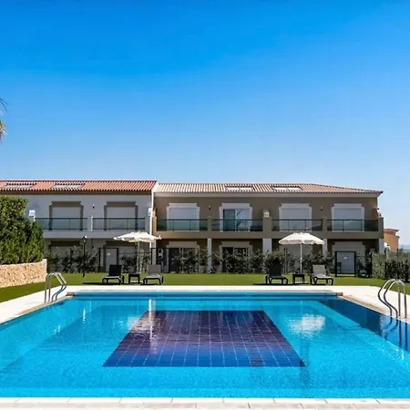 Beautiful 2 Bed Townhouse On Boavista Golf Course Lägenhet Lagos