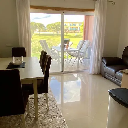Lägenhet Beautiful 2 Bed Townhouse On Boavista Golf Course Lagos
