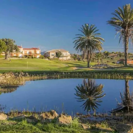Beautiful 2 Bed Townhouse On Boavista Golf Course * Lagos