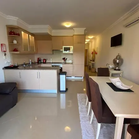 Beautiful 2 Bed Townhouse On Boavista Golf Course Apartment