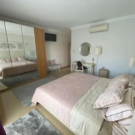 Beautiful 2 Bed Townhouse On Boavista Golf Course