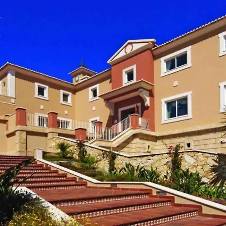 Beautiful 2 Bed Townhouse On Boavista Golf Course