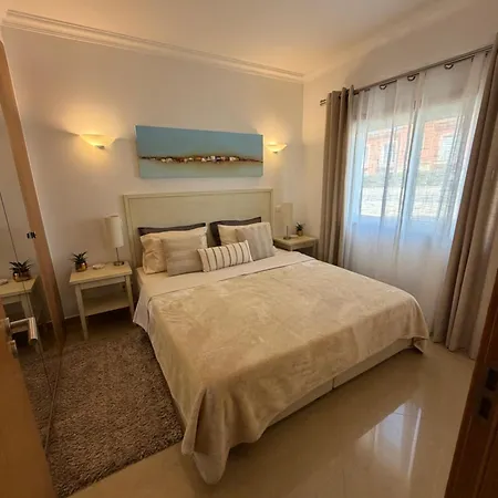 Beautiful 2 Bed Townhouse On Boavista Golf Course Appartement Lagos