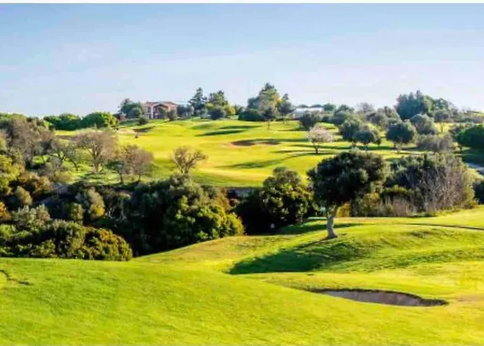 Apartment Beautiful 2 Bed Townhouse On Boavista Golf Course