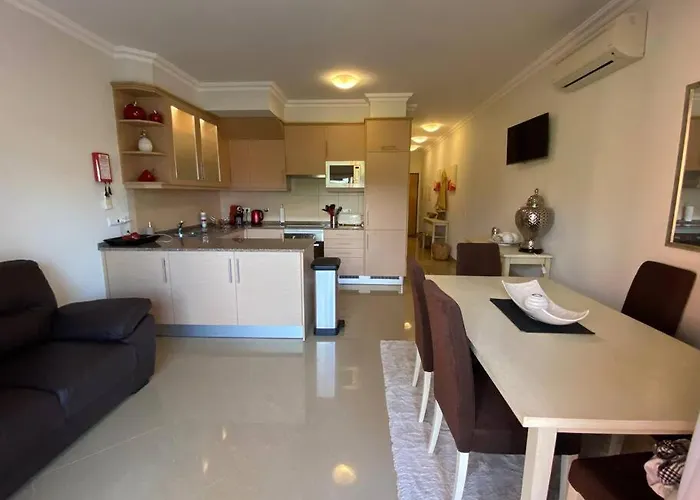 Beautiful 2 Bed Townhouse On Boavista Golf Course Apartment