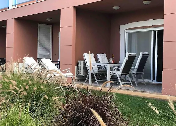 Beautiful 2 Bed Townhouse On Boavista Golf Course *